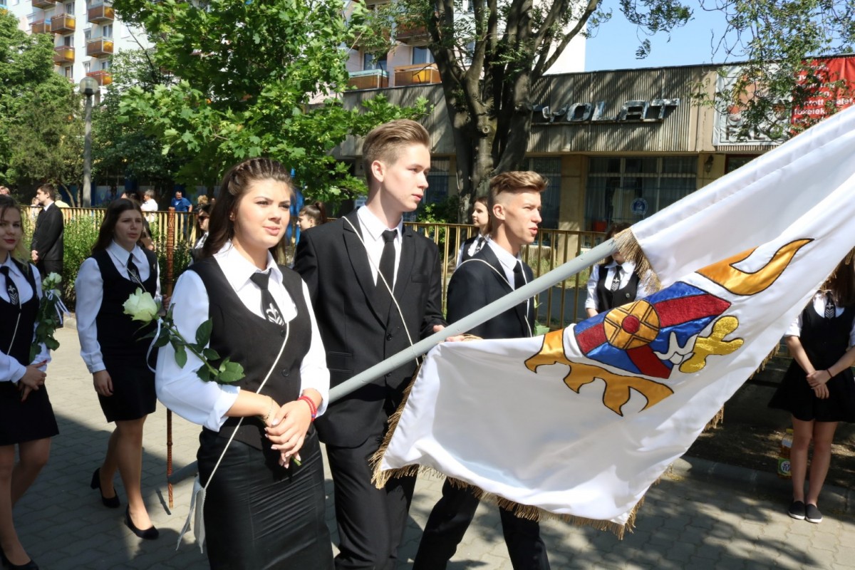 Elballagtak a Szent Imréből