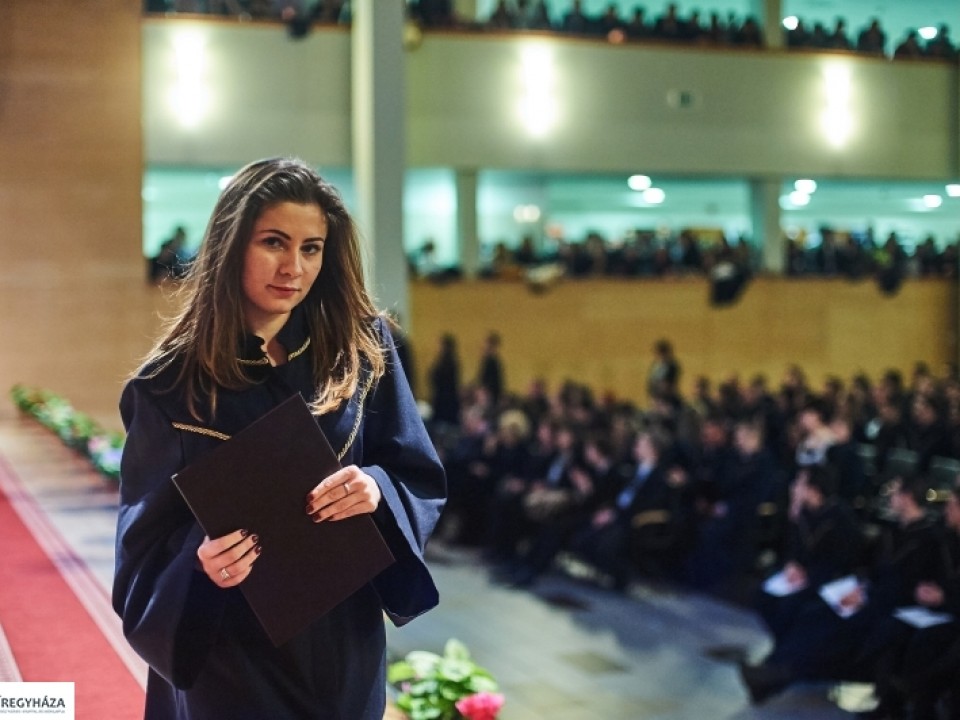 Diplomaosztó a Nyíregyházi Egyetemen