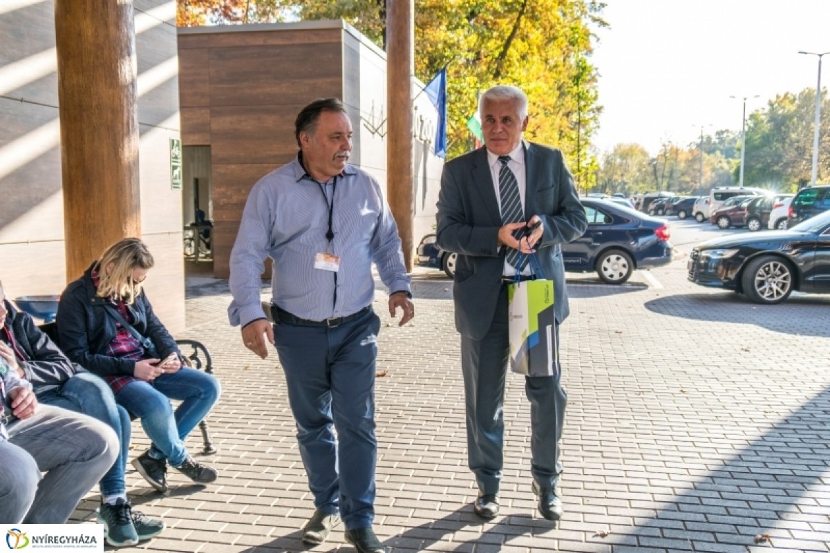 Egy szerencsi család vásárolta meg az állatpark idei 500.000-ik belépőjegyét.
