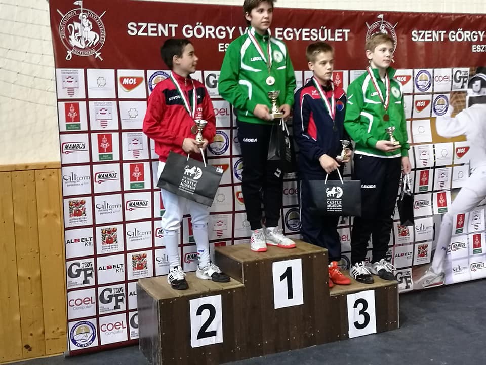 Ügyes kis vívók