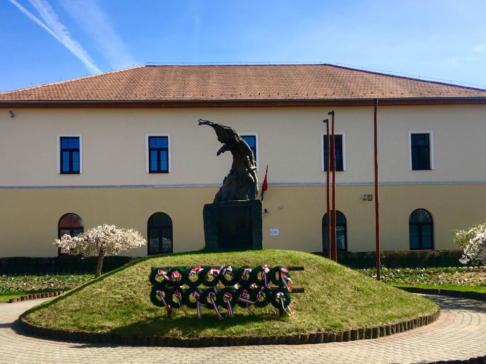 VADREGÉNYES KULTÚR-TÚRA 