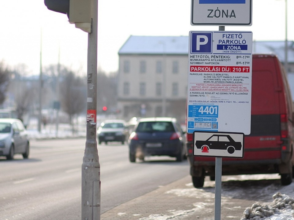 Nyitvatartás és parkolás Mindenszentekkor