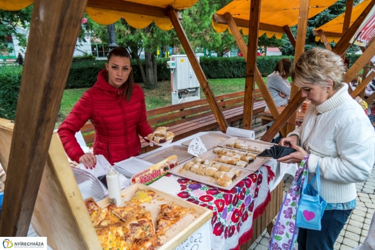 Fantasztikus hangulat vár a Kossuth téren! Indulás a Tirpák Fesztiválra!
