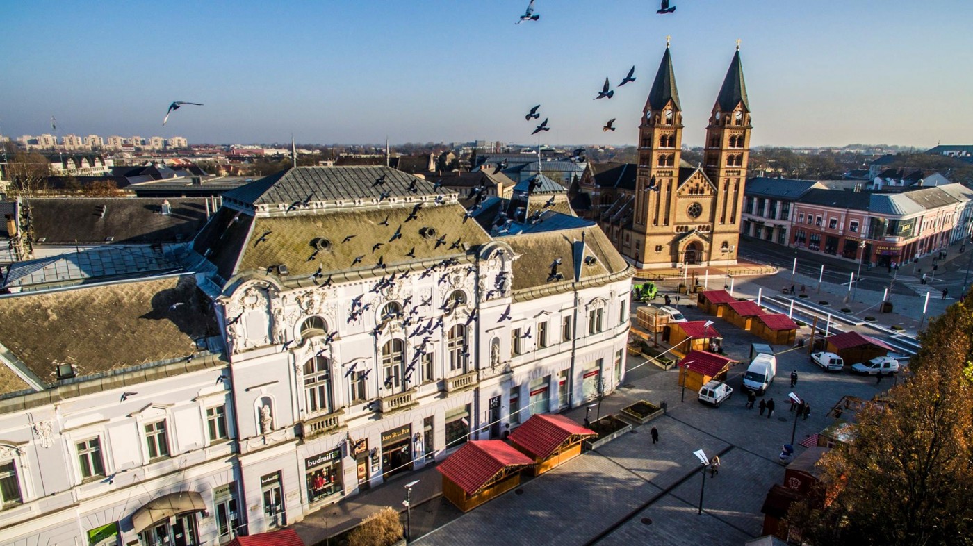 KARÁCSONYI KÉSZÜLŐDÉS