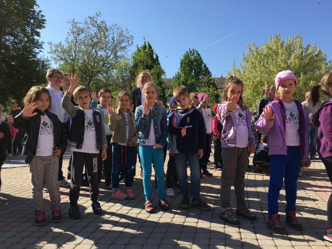 ELKEZDŐDÖTT....UGYE TE IS ITT VAGY?