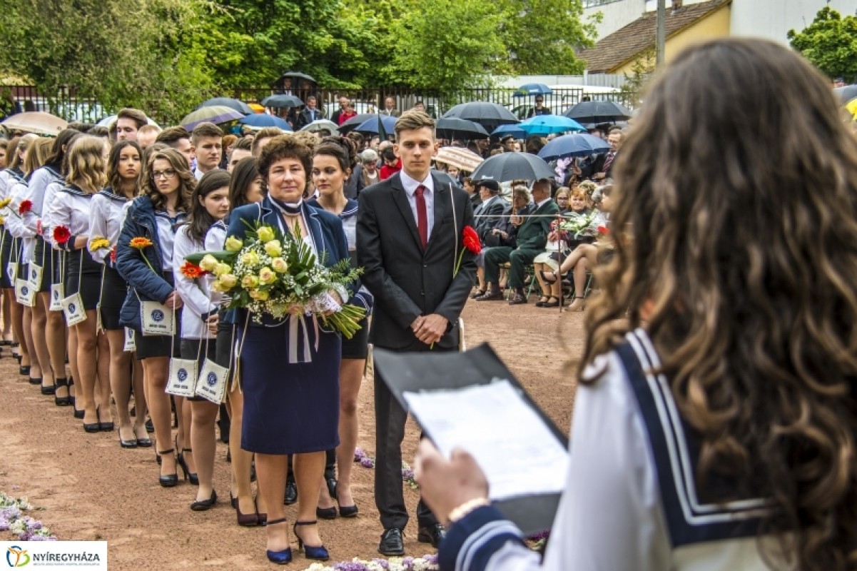 Ballagás a Vasvári Pál Gimnáziumból