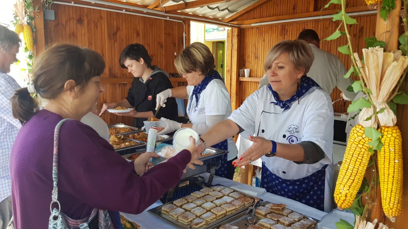 Tirpák Fesztivál képekben! - Vasárnap 4000 szelet tortát osztanak ki