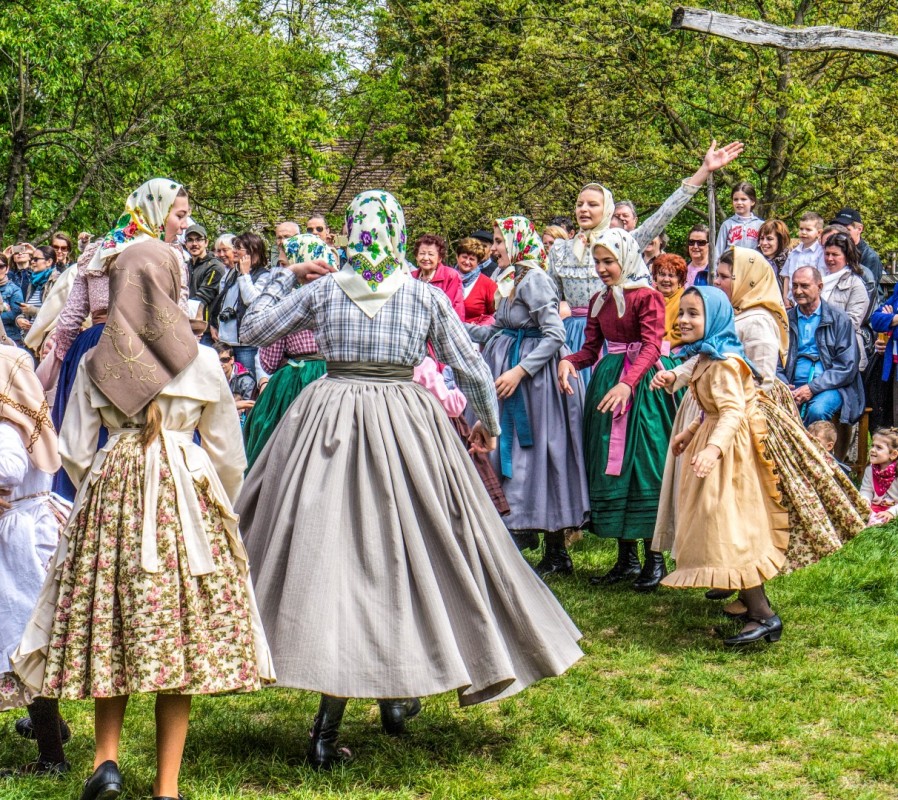 FALUSI MAJÁLIS A SKANZENBEN - GALÉRIA