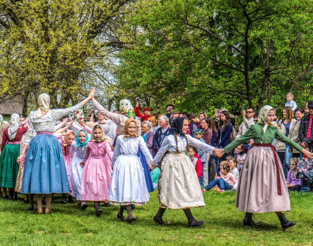 FALUSI MAJÁLIS A SKANZENBEN - GALÉRIA