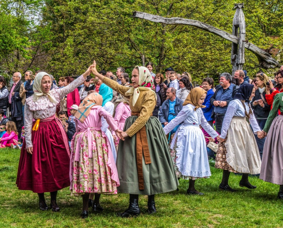 FALUSI MAJÁLIS A SKANZENBEN - GALÉRIA