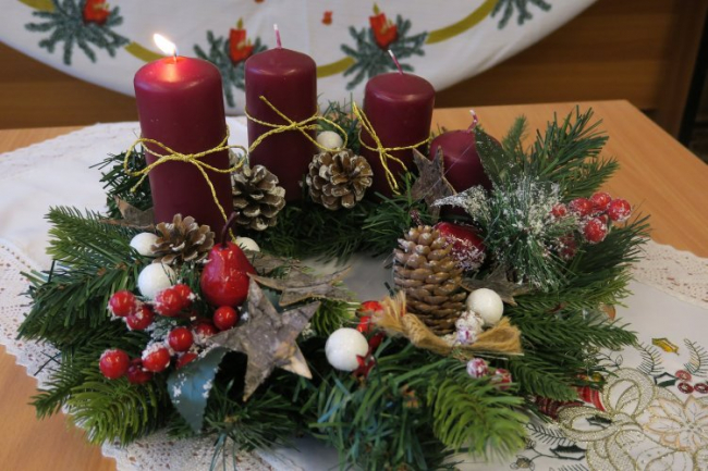 Meggyújtották az első gyertyát a nyíregyházi katonák