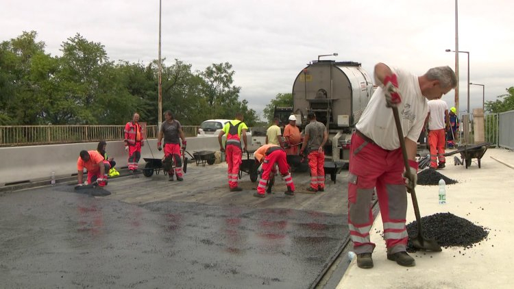 Fokozott figyelmet kérnek a Tiszavasvári úti felüljárón