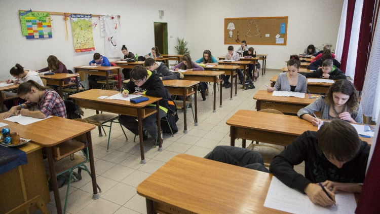 Középfokú írásbelik: Fontos határidő közeleg