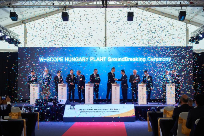 Alapkőletételi ünnepség – Elkezdődött a 300 milliárdos beruházás