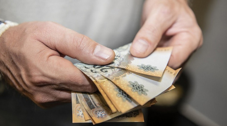 Mutatjuk, mekkora nyugdíjemelés jön novemberben