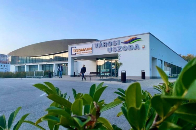 Újra nyitja kapuit az Eissmann Városi Sportuszoda