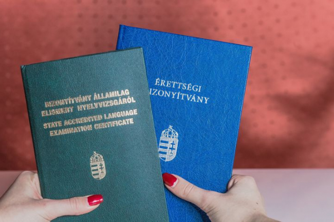 Átalakul a pontrendszer, nem lesz kötelező a nyelvvizsga