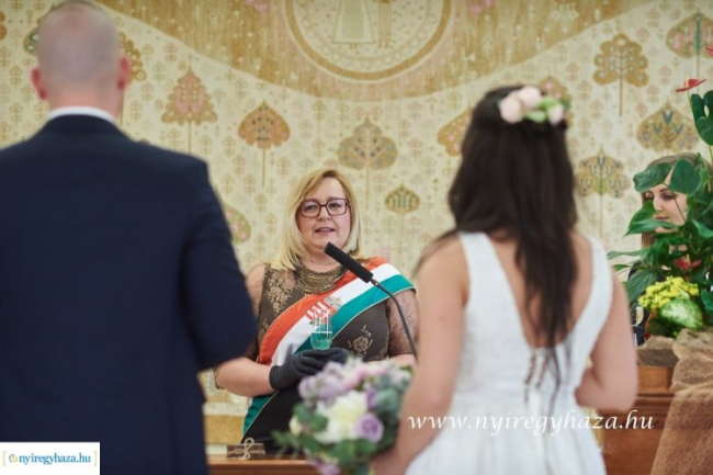 Wedding mail