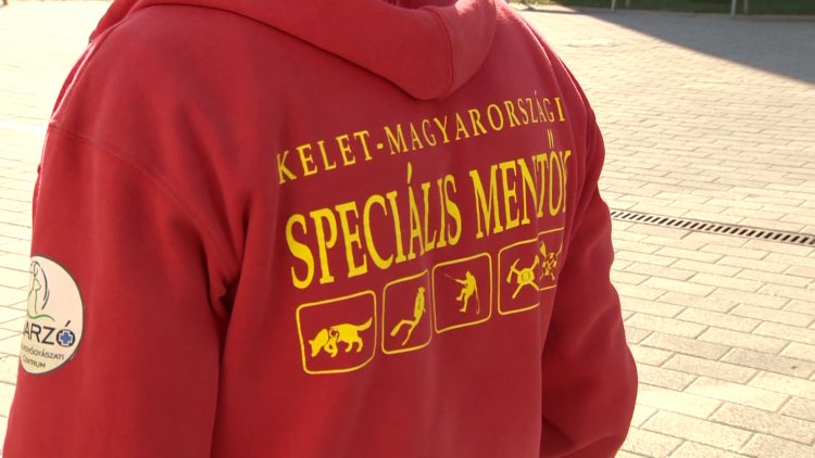 Földrengés – Nyíregyházáról is érkeztek speciális mentők Törökországba