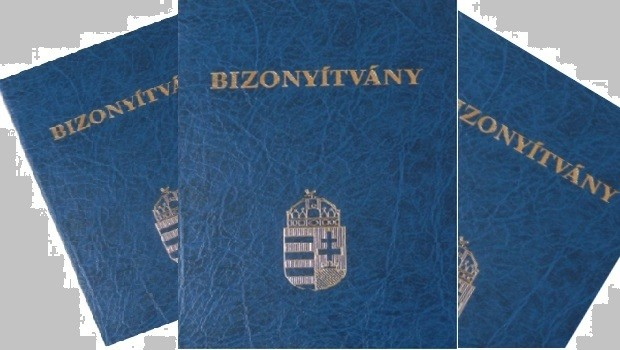 Itt nézhetitek meg az összes bizonyítványotokat, nyelvvizsgátokat és a legfontosabb oktatási adatokat