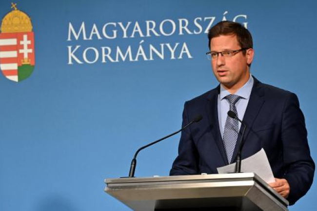 Gulyás Gergely: Az árstopok június 30-ig érvényben maradnak