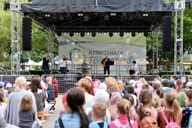 Sztárvendéges, tortás, méltó Városnapok az évfordulón