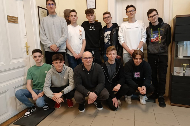 Sikert arattak a kölcseysek a Vadász Dénes Informatika versenyen