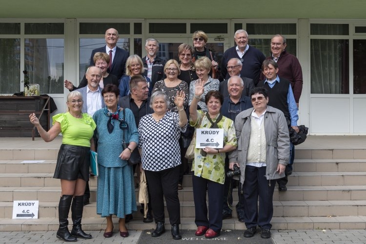 Érettségi találkozót tartottak a Krúdy 1969-ben végzett diákjai!
