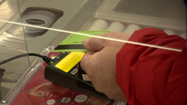 Bankkártyás fizetés – Nem a készpénz éve volt 2023 a magyar gazdaságban