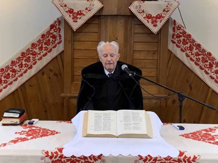 Nagytiszteletű Szabó Zoltán református lelkész 100 esztendős
