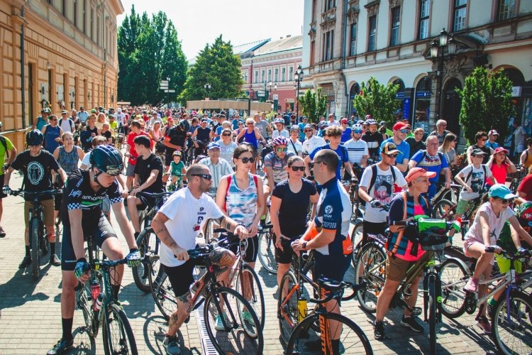 Jön a BringaPiknik, elkerülhetetlen az útlezárás, de csak fél órára!