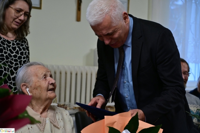 Első osztályos korában lemondott róla az orvos, most a 100. születésnapját ünnepelte
