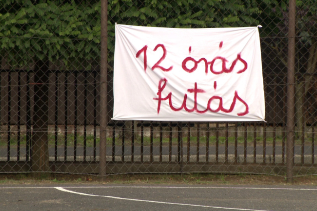 Fuss neki! – 12 órás futást szerveztek a Petőfi Sándor tagintézményben