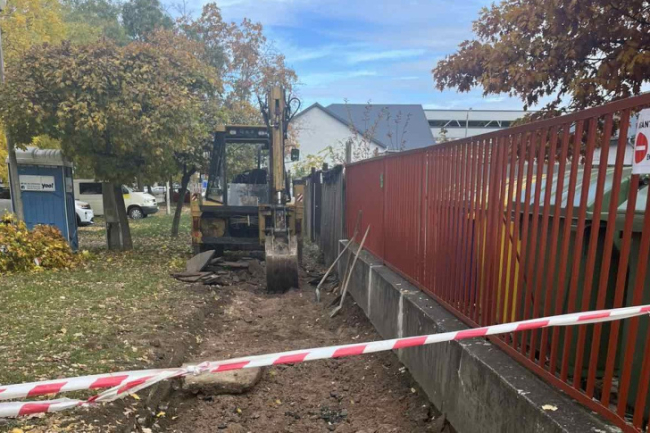 Rekonstrukció - járda- és kerékpárút felújítás kezdődött Nyíregyházán