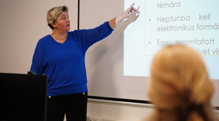 Etikus és felelős mesterséges intelligencia-használat a szakdolgozatírásban