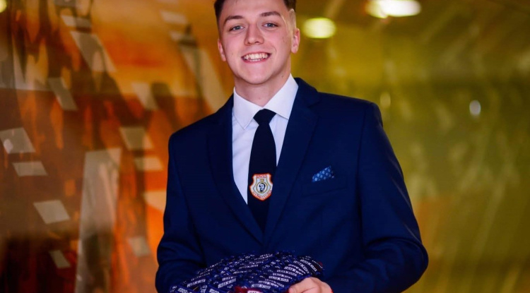 A SZIKSZI büszkesége az X-Faktor élő show-jában: Istenes Márkó újabb csillag a tehetségkutató egén