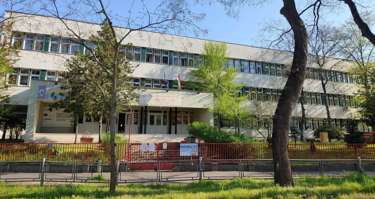 Egy lépést tehetnek a jövő felé a látogatók a Kazinczy nyílt napján