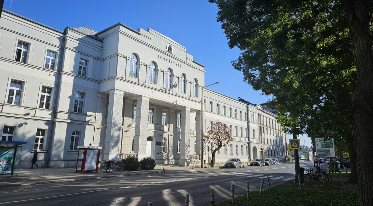Július 15-én kezdődik az ítélkezési szünet a bíróságokon
