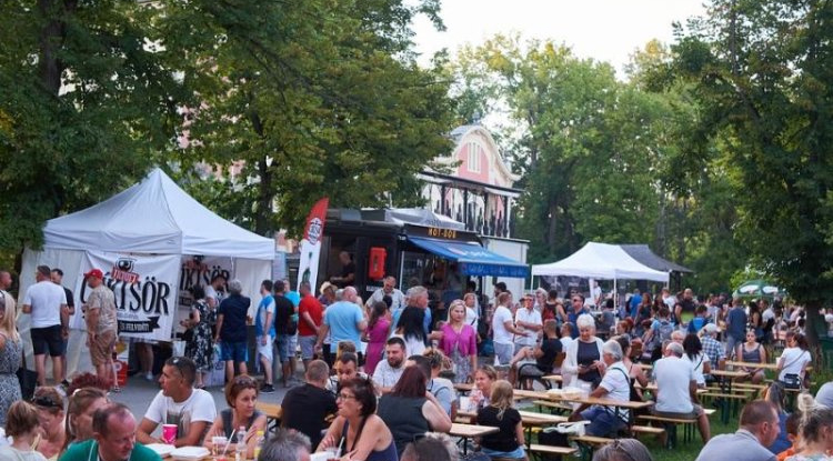 Pénteken rajtol a Sóstó SerFeszt és Buboréknapok